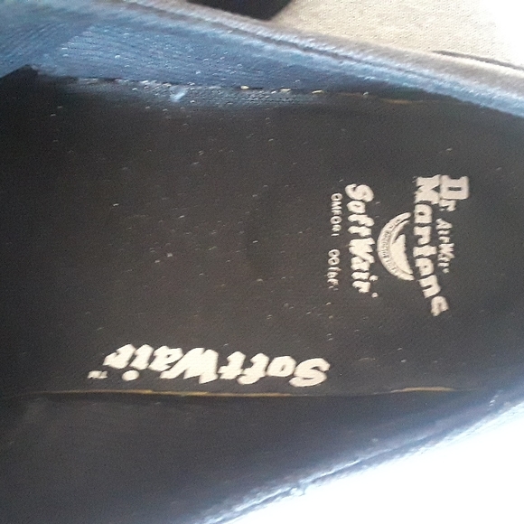 Black canvas Dr Martens - Picture 4 of 5